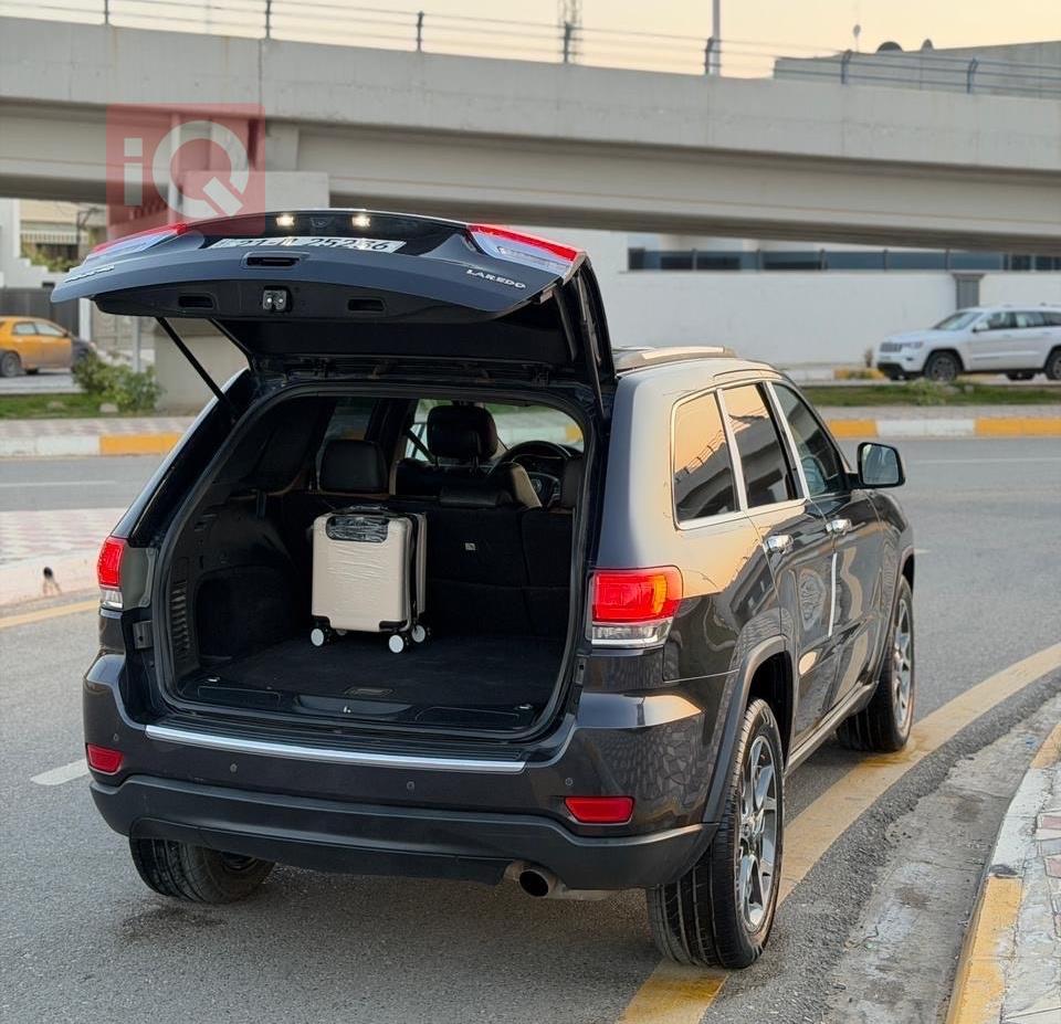 جيب جراند شيروكي